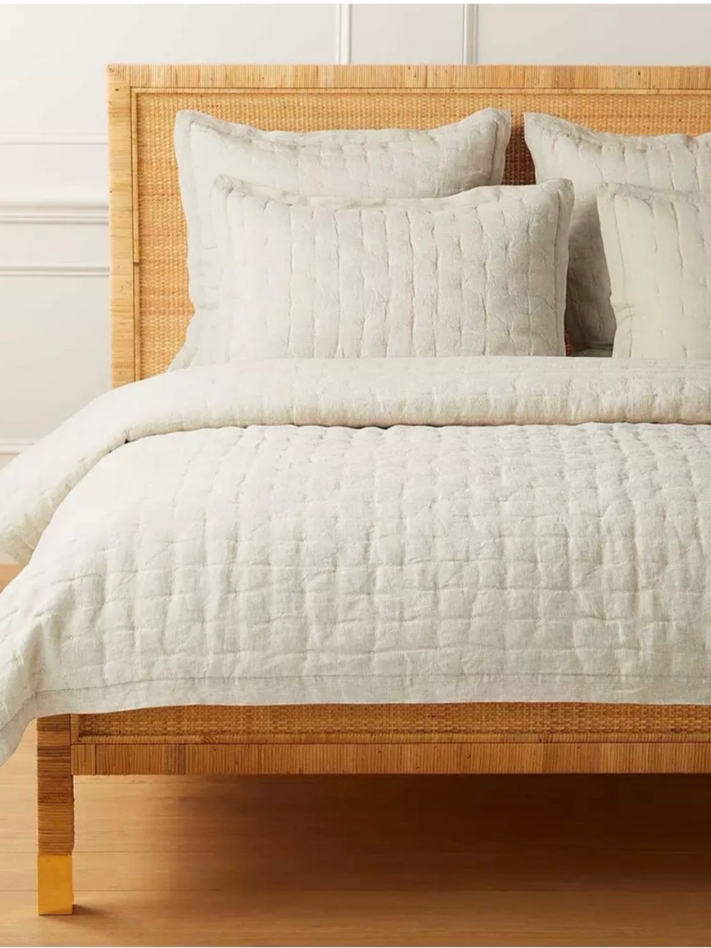 Serena & Lily Sutter reversible Quilted Linen and cotton Comforter